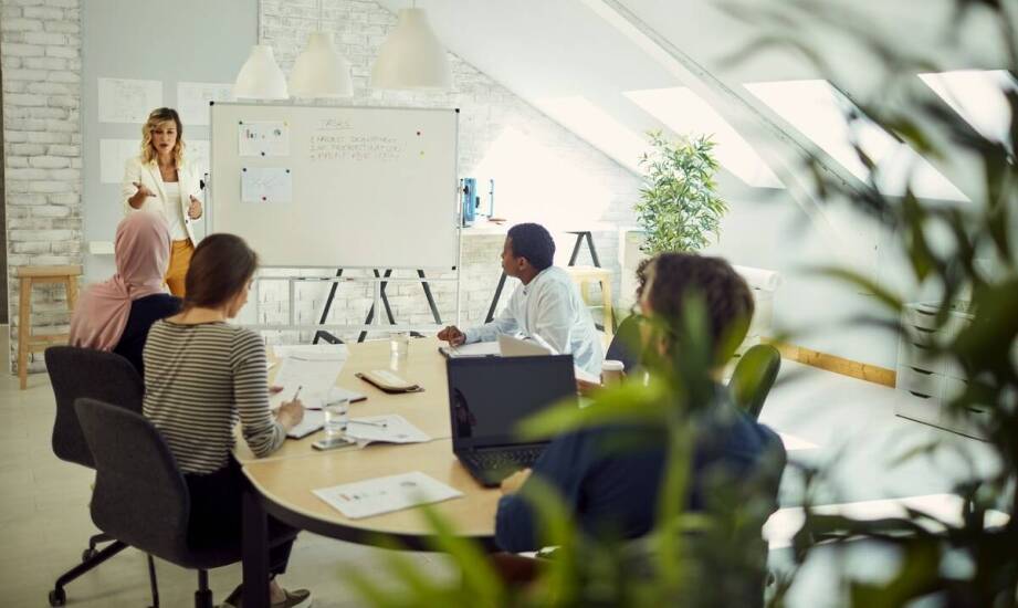 Jak kurs pakiet office może poprawić organizację pracy zespołu?