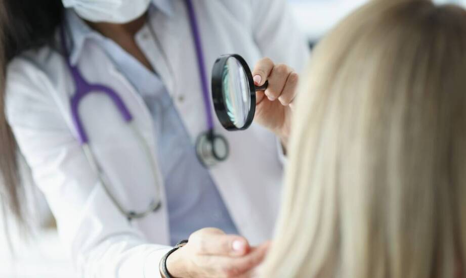 Różnice w dermatoskopii zmian łagodnych i złośliwych