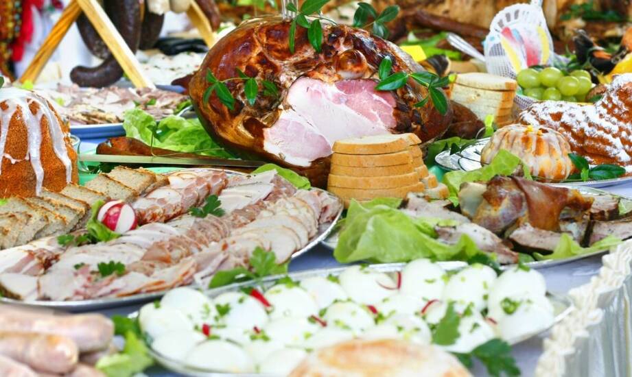 Kuchnia cateringowa: dlaczego warto wybrać menu domowe?
