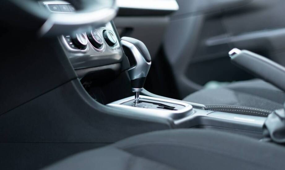 Zalety używania lampki samochodowej USB w codziennych dojazdach