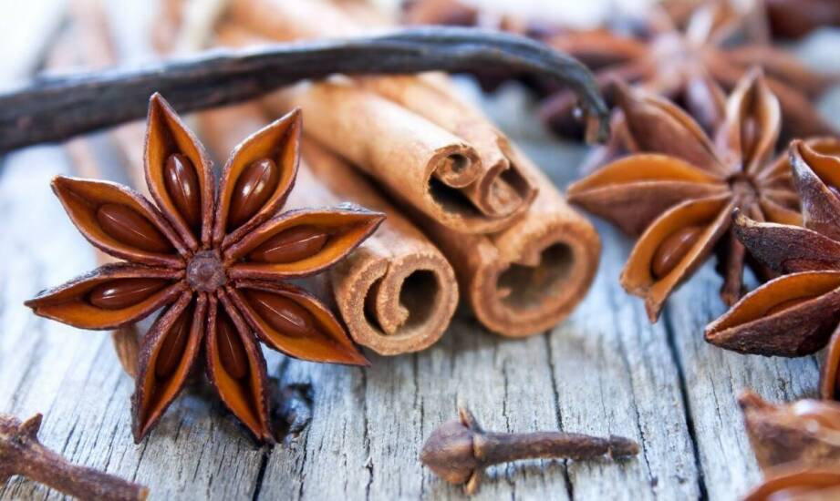 Jakie są najpopularniejsze dodatki smakowe w gumach do żucia cynamonowych?