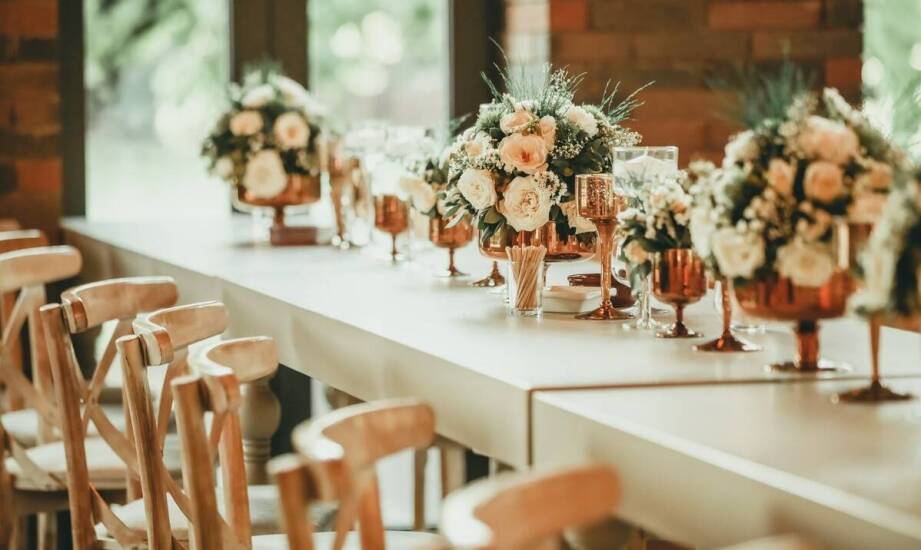 Jakie nowoczesne techniki kulinarne stosuje catering w okolicy?