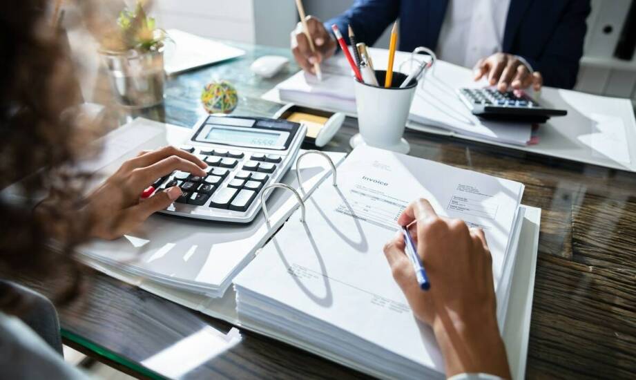 Jakie są najważniejsze obowiązki dłużnika podczas procesu upadłości konsumenckiej?