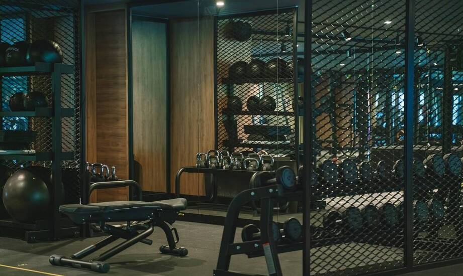 Jak ekskluzywna siłownia w Warszawie może pomóc Ci osiągnąć Twoje cele zdrowotne i fitnessowe?