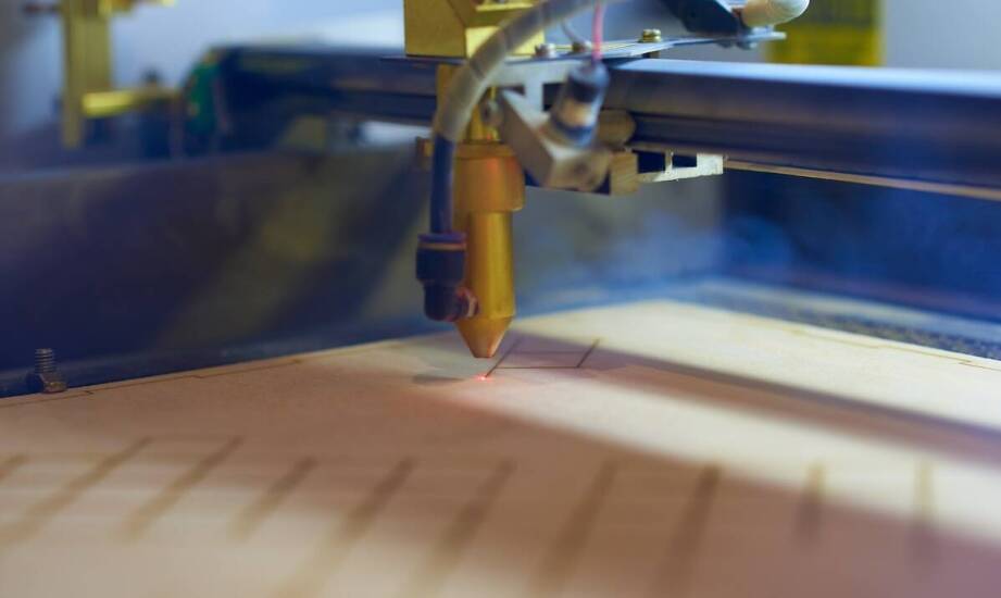 Jakie są najnowsze osiągnięcia technologiczne w grawerowaniu plexi?