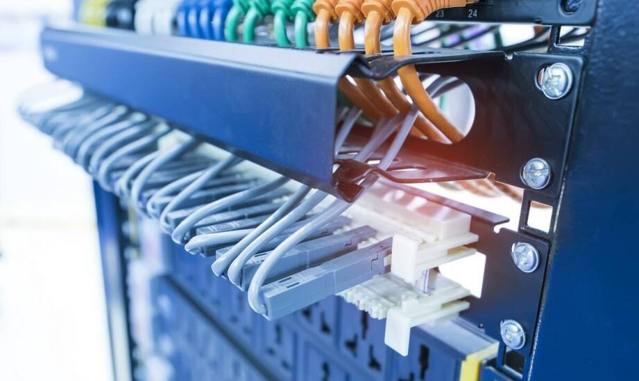 Wpływ instalacji niskoprądowej na rozwój sieci LAN i WLAN