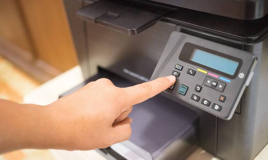 Porównanie Minolta C308 z innymi kopiarkami w tej samej klasie