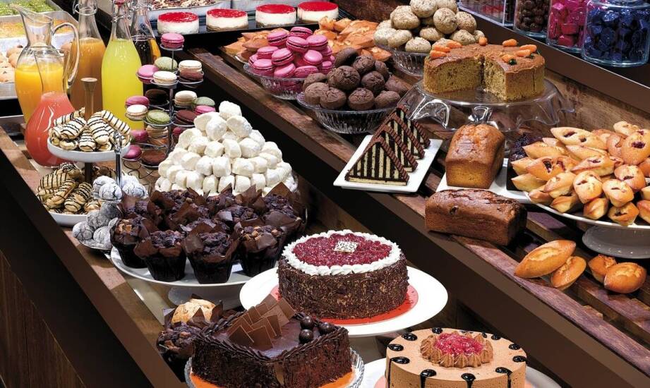 Ergonomia pracy z ladą cukierniczą – co warto uwzględnić?