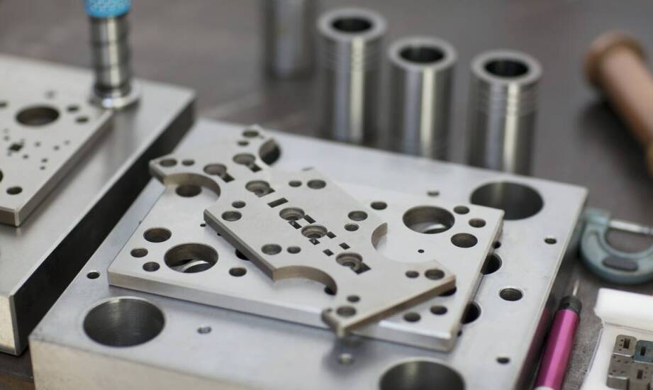 Zastosowanie zaawansowanych materiałów w produkcji fazowników do gwintów