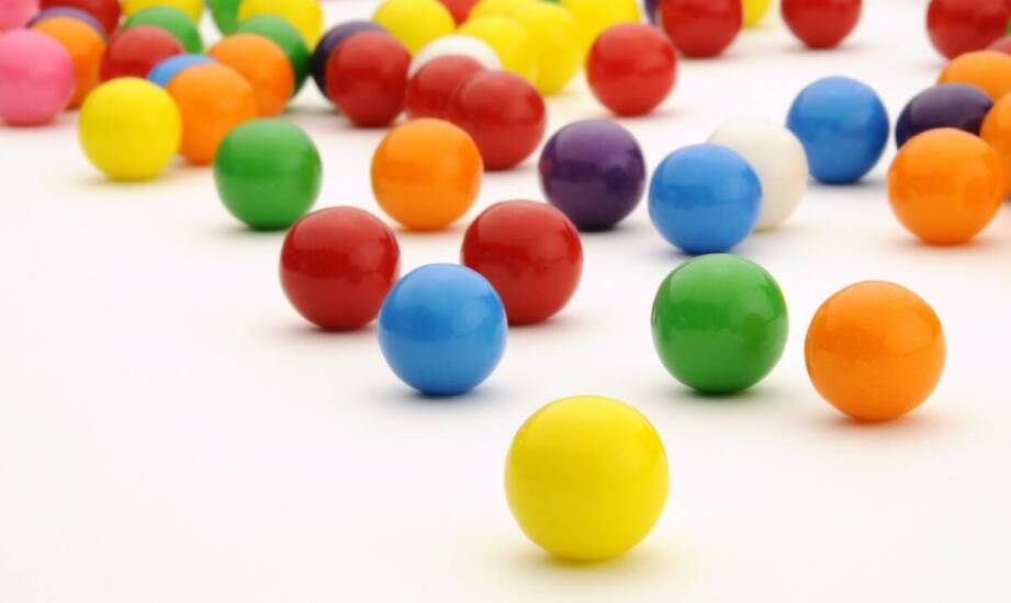 Wpływ personalizowanych etykiet na krówki na wzrost sprzedaży produktów