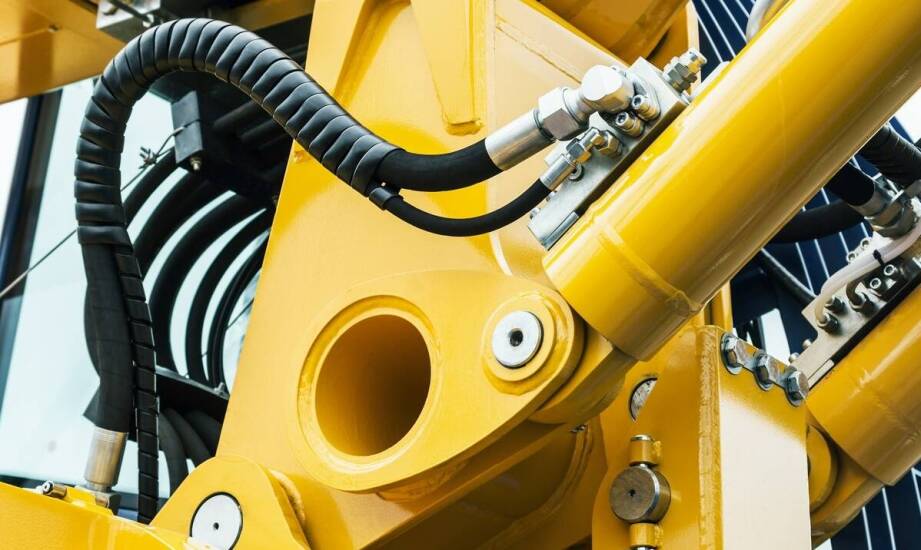 Jak dostosować harmonogram naprawy do intensywnego użytkowania maszyn budowlanych?