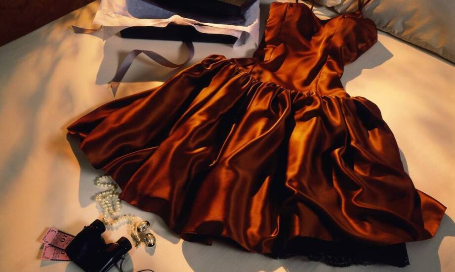 Czym się kierować przy wyborze sukienek na specjalne okazje?