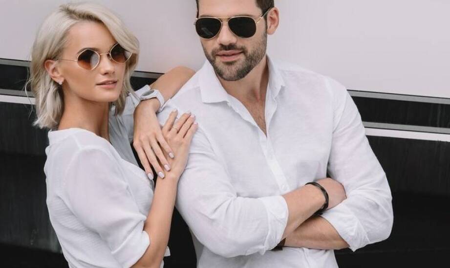 Streetwear dla par: jak tworzyć spójne stylizacje dla dwojga?