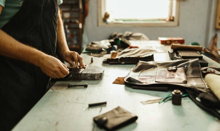 Tworzenie książek z szyciem nićmi - trwałość i elegancja