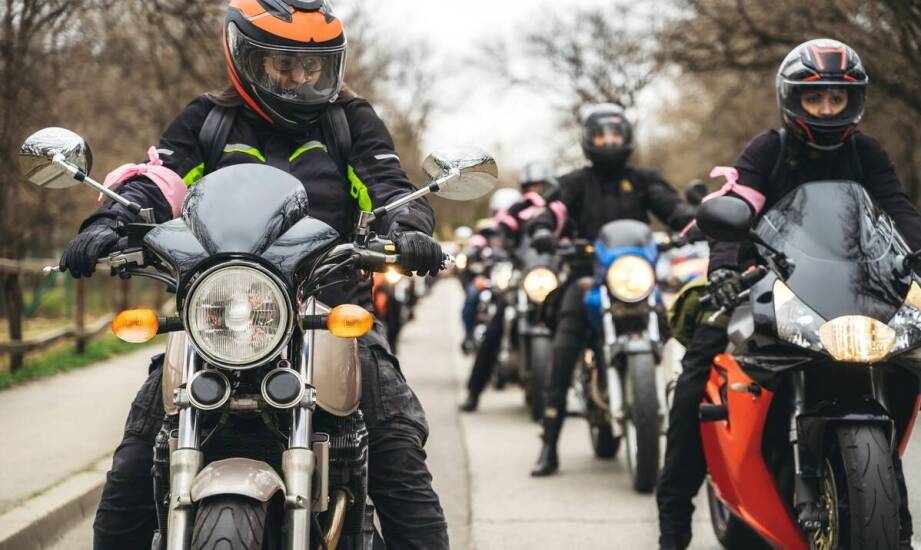 Trendy w sprzedaży motocykli używanych – co warto wiedzieć?