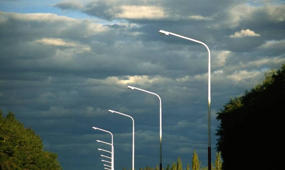 Jak wybrać odpowiednie lampy drogowe LED dla specyficznych potrzeb infrastruktury?