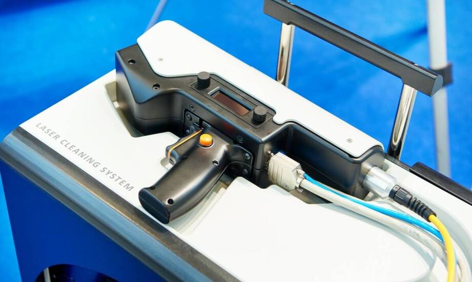 Dlaczego koszt wynajmu szyny CPM może się różnić między wypożyczalniami?