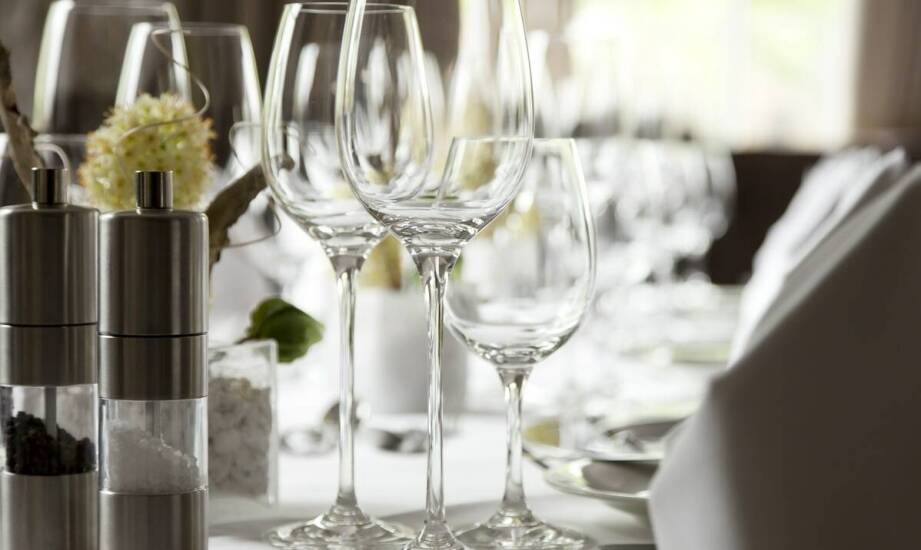 Statuetki kryształowe 3D jako elegancki prezent dla bliskich