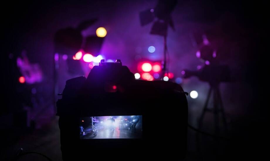 Sztuka uchwycenia emocji – filmowanie eventów dla autentycznych relacji