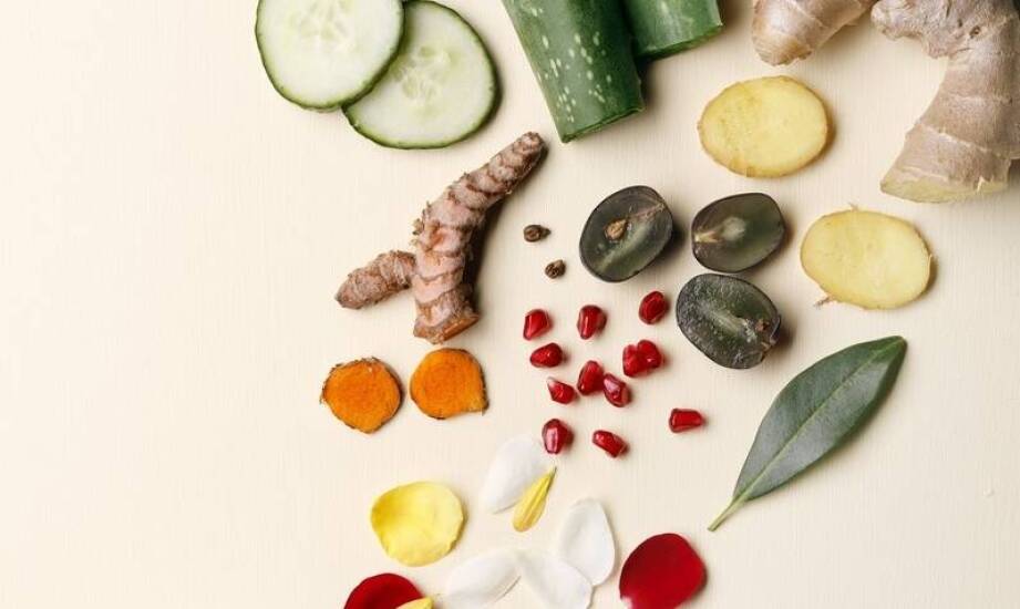 Dlaczego koreańskie kremy do twarzy są polecane dla cery wrażliwej?