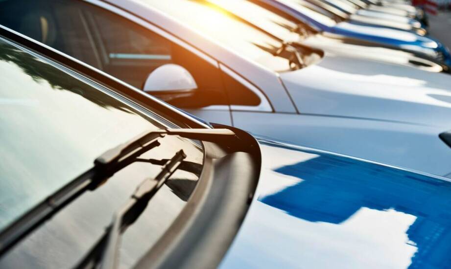 Montaż wycieraczek samochodowych – jak dobrać odpowiednie modele do swojego pojazdu?