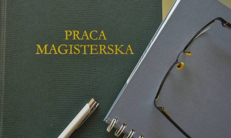 Krzyże apteczne LED a przepisy dotyczące reklamy zewnętrznej