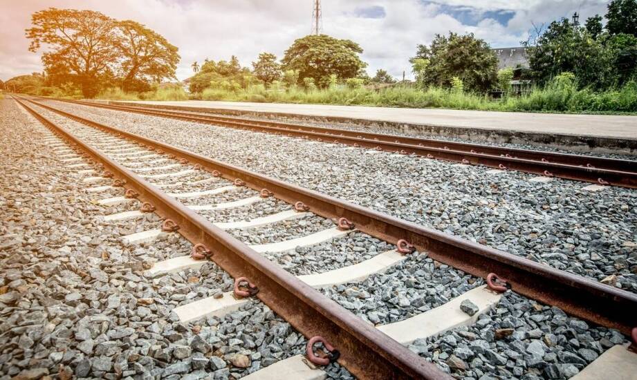 Jakie wyzwania stoją przed producentami uszczelek dla branży kolejowej?