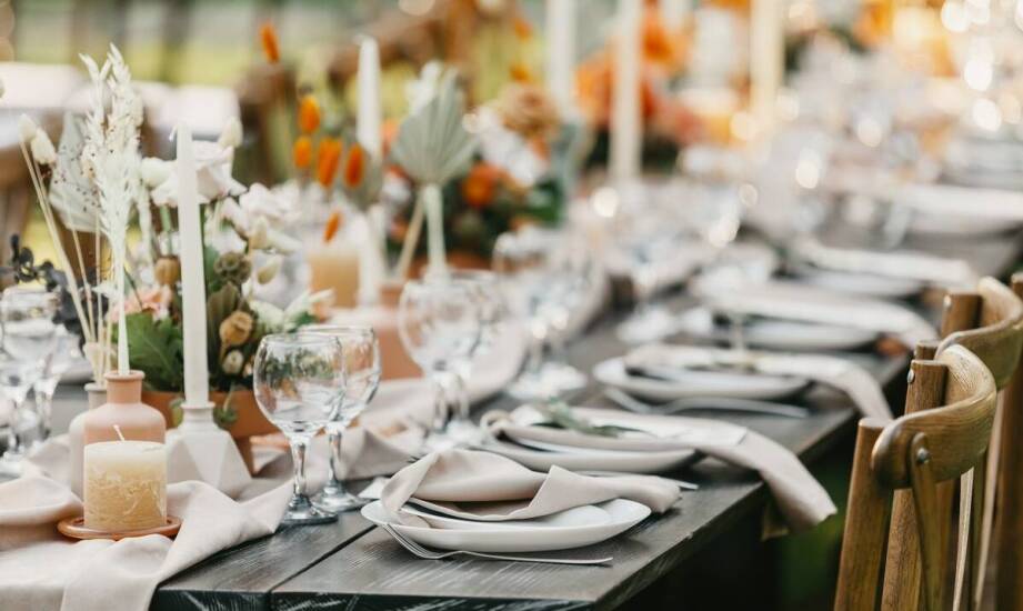 Składzik prezentów – jak wybrać idealne podziękowania dla gości?