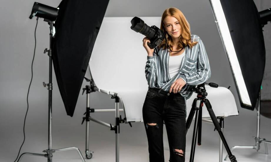 Indywidualna koncepcja sesji kobiecej: jak wpływa na cenę i efekt końcowy?