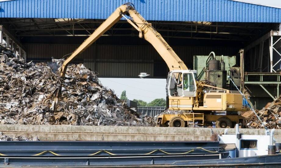 Jak recykling złomu przyczynia się do ochrony zasobów wodnych?