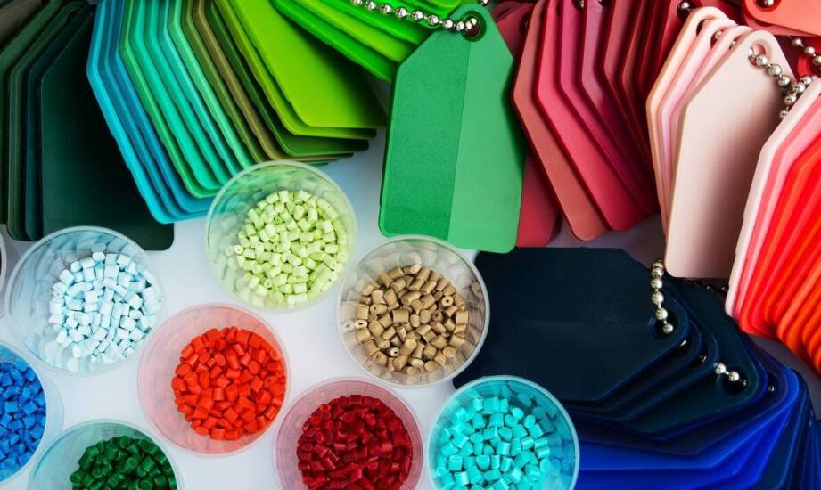 Uszlachetnianie etykiet – jak zwiększa atrakcyjność wizualną produktu?