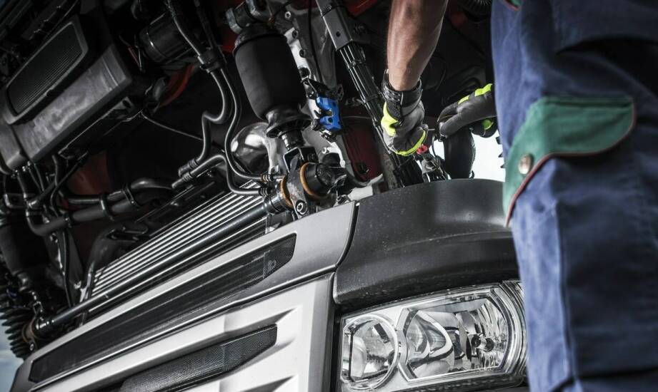 Kluczowe czynniki wpływające na efektywność serwisów Ford F-Max