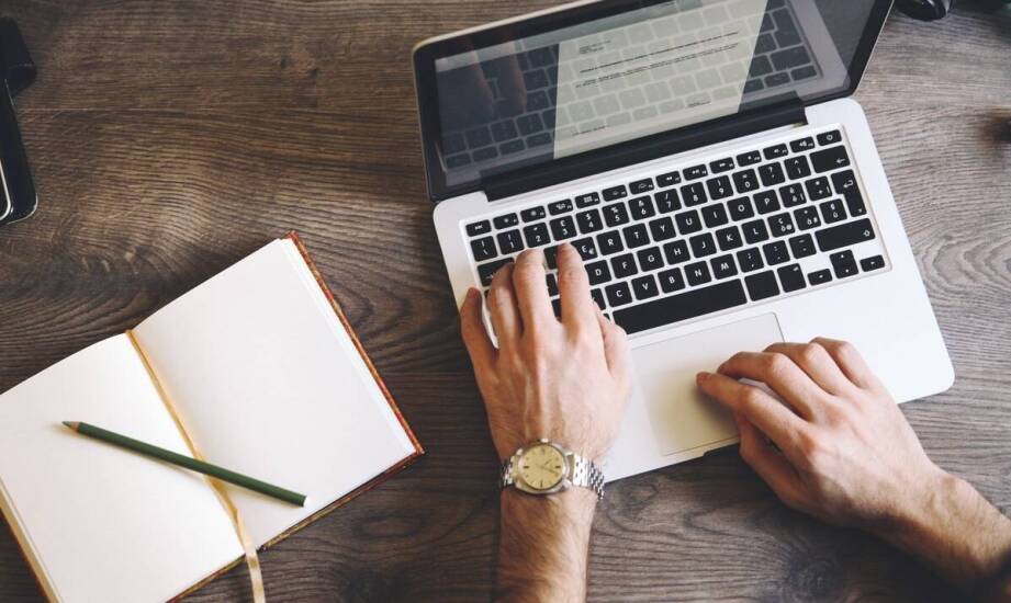 Wpływ unikalności tekstu na ocenę prac dyplomowych