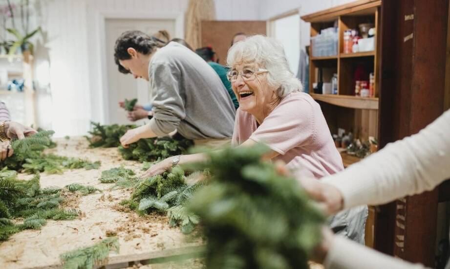 Jak portal florystyczny wspiera innowacyjność w tworzeniu kompozycji wiankowych?