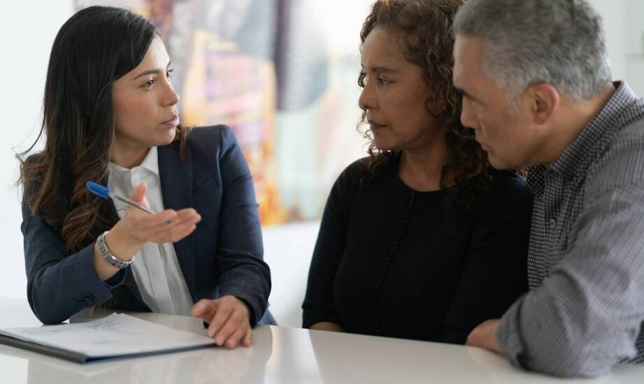 Wsparcie prawne przy problemach z ubezpieczycielami – odmowy i zaniżenia świadczeń