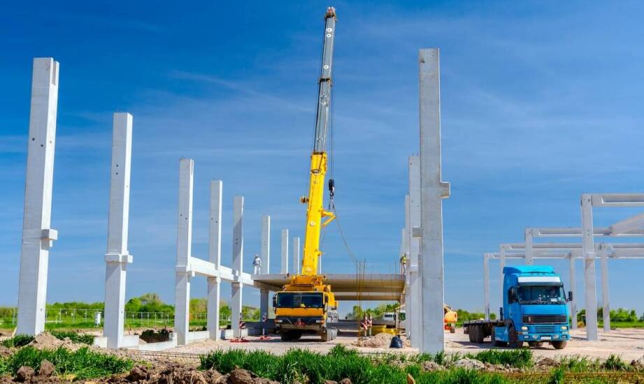 Jakie są zalety zlecenia dostawy stacji paliw doświadczonemu wykonawcy?