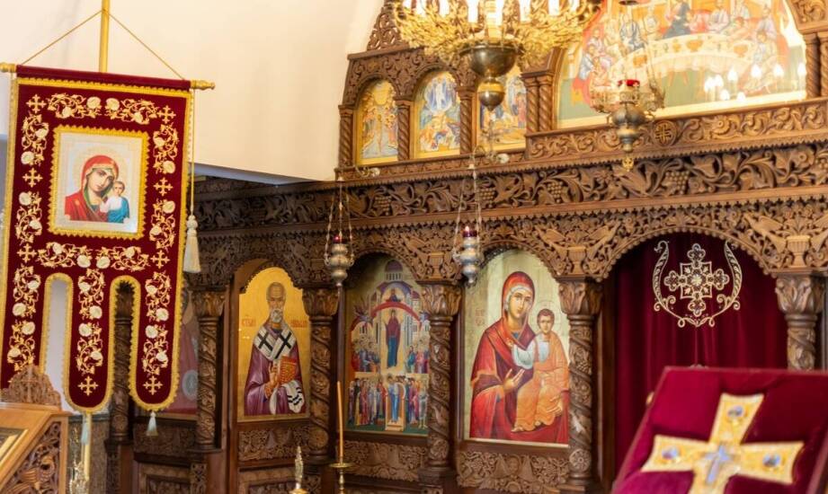 Tradycyjne versus nowoczesne komże ministranckie – co wybrać?