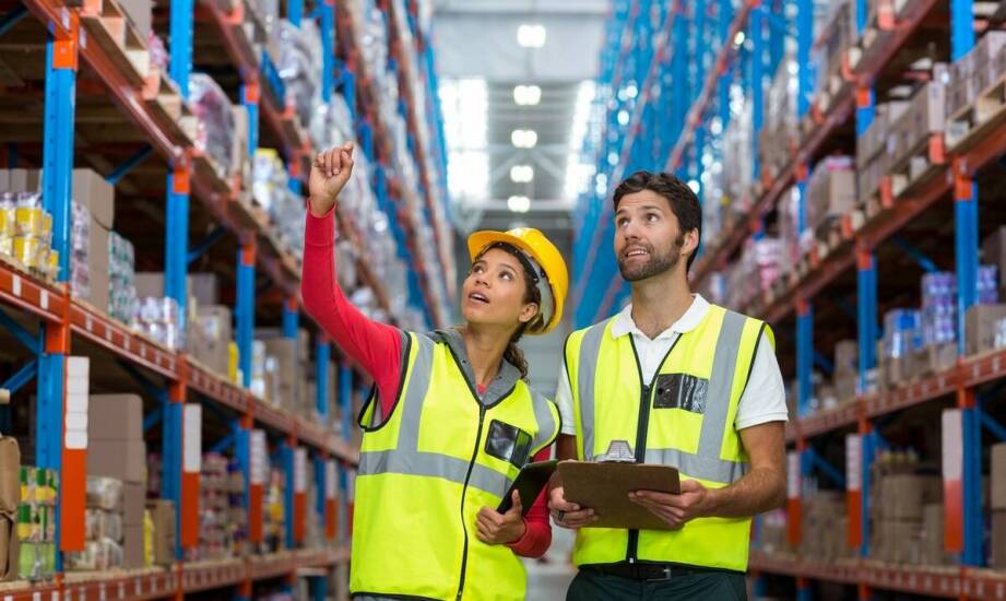 Hurtownia budowlana a doradztwo techniczne – jak wybrać najlepsze produkty?