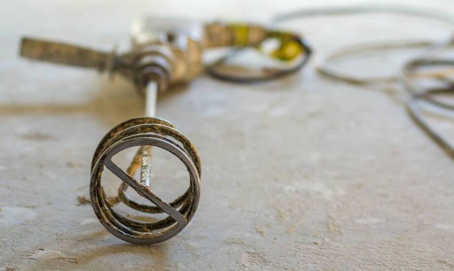 Jakie są wymagania techniczne przy instalacji posadzek anhydrytowych?