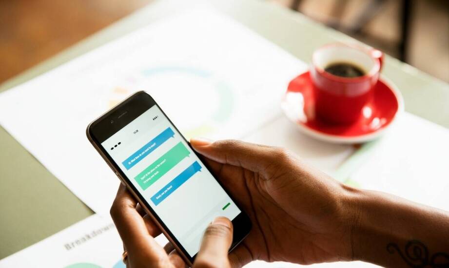 Jak relacje interpersonalne wpływają na proces leczenia uzależnienia od telefonu?