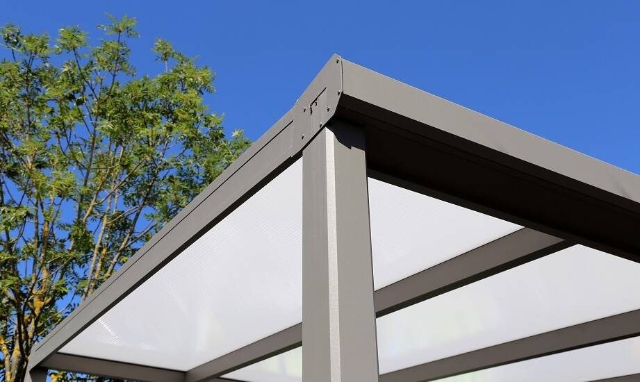 Jak obróbka blacharska tarasu wpływa na jego trwałość i estetykę?