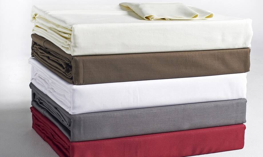 Prześcieradła z gumką - jak wpływają na organizację przestrzeni w pokoju dziecięcym?