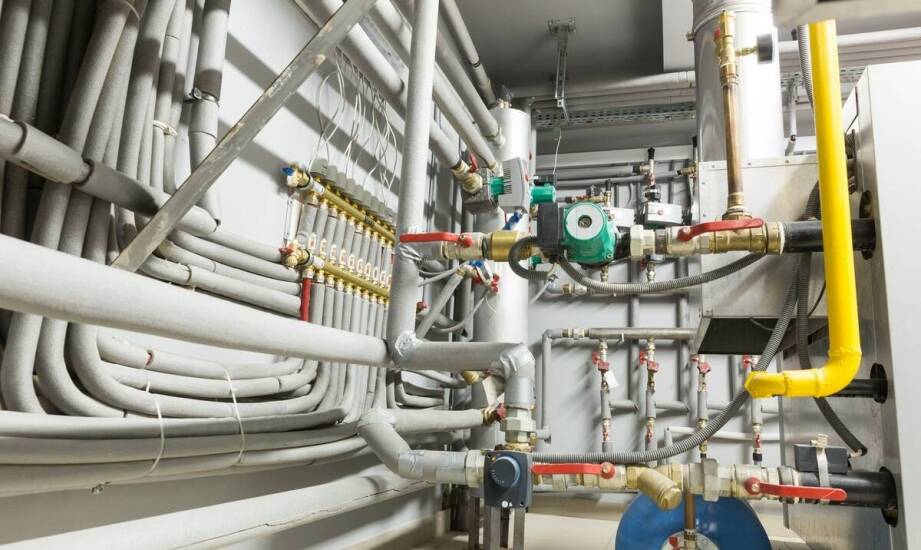 Porównanie kosztów instalacji sanitarnych PEXAL z innymi systemami
