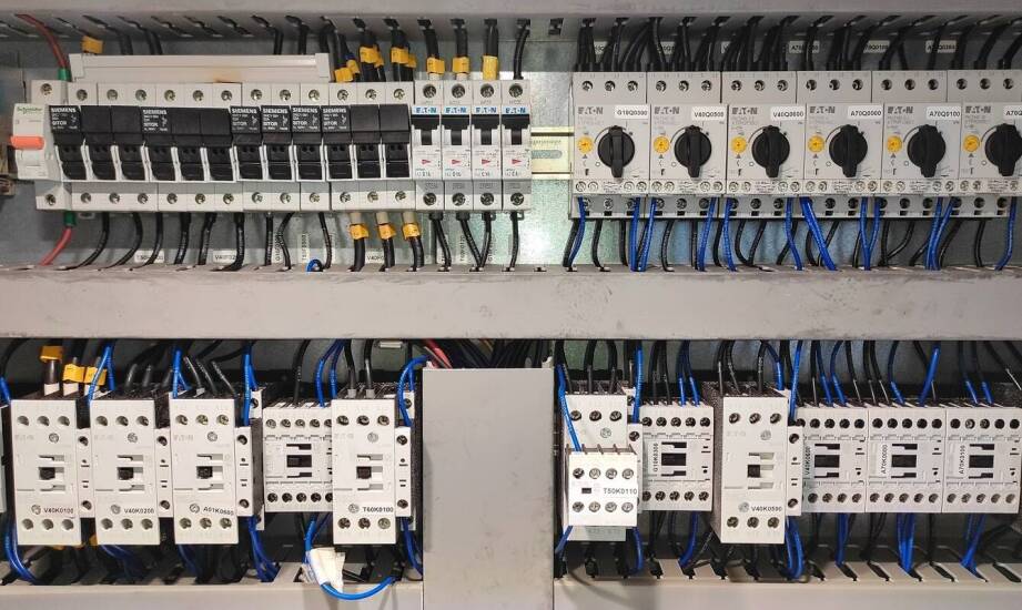 Oscylatory elektryczne jako kluczowy element systemów automatyki przemysłowej