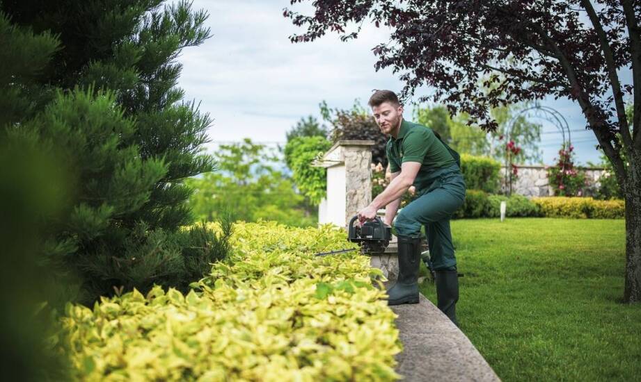 Jak podnoszenie nagrobków może wpłynąć na ich stabilność?