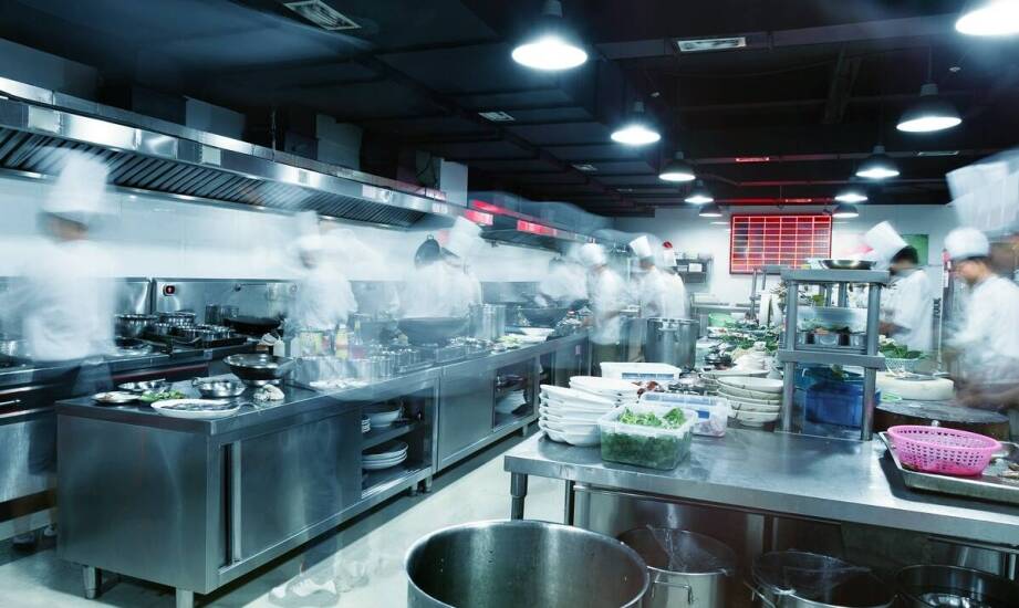 Wpływ zaawansowanych technologicznie urządzeń dla gastronomii na redukcję odpadów