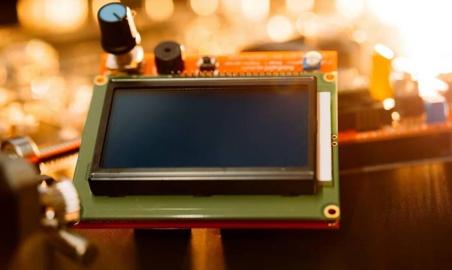 Jakie objawy mogą wskazywać na konieczność wizyty u mechanika?