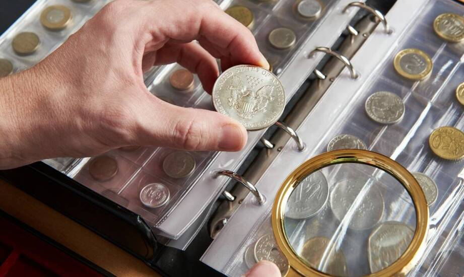 Jak sklep numizmatyczny ocenia wartość kolekcji monet?