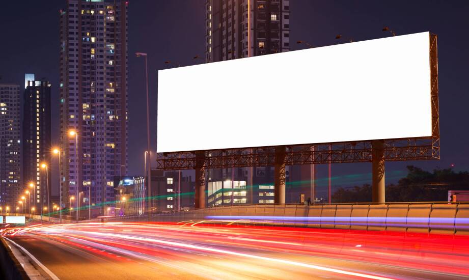 Jak billboardy przy autostradach wpływają na świadomość marki?
