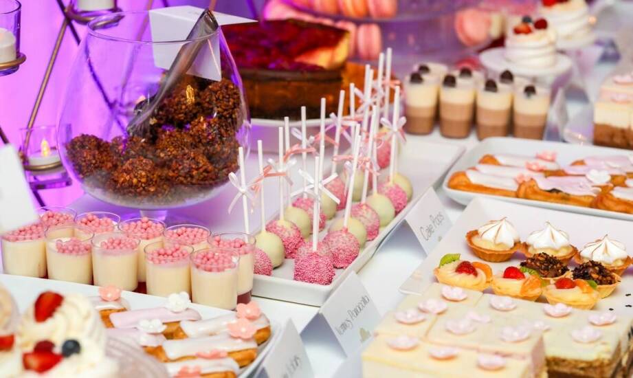 Przyjęcie weselne w Nasielsku – dlaczego warto postawić na profesjonalny catering?